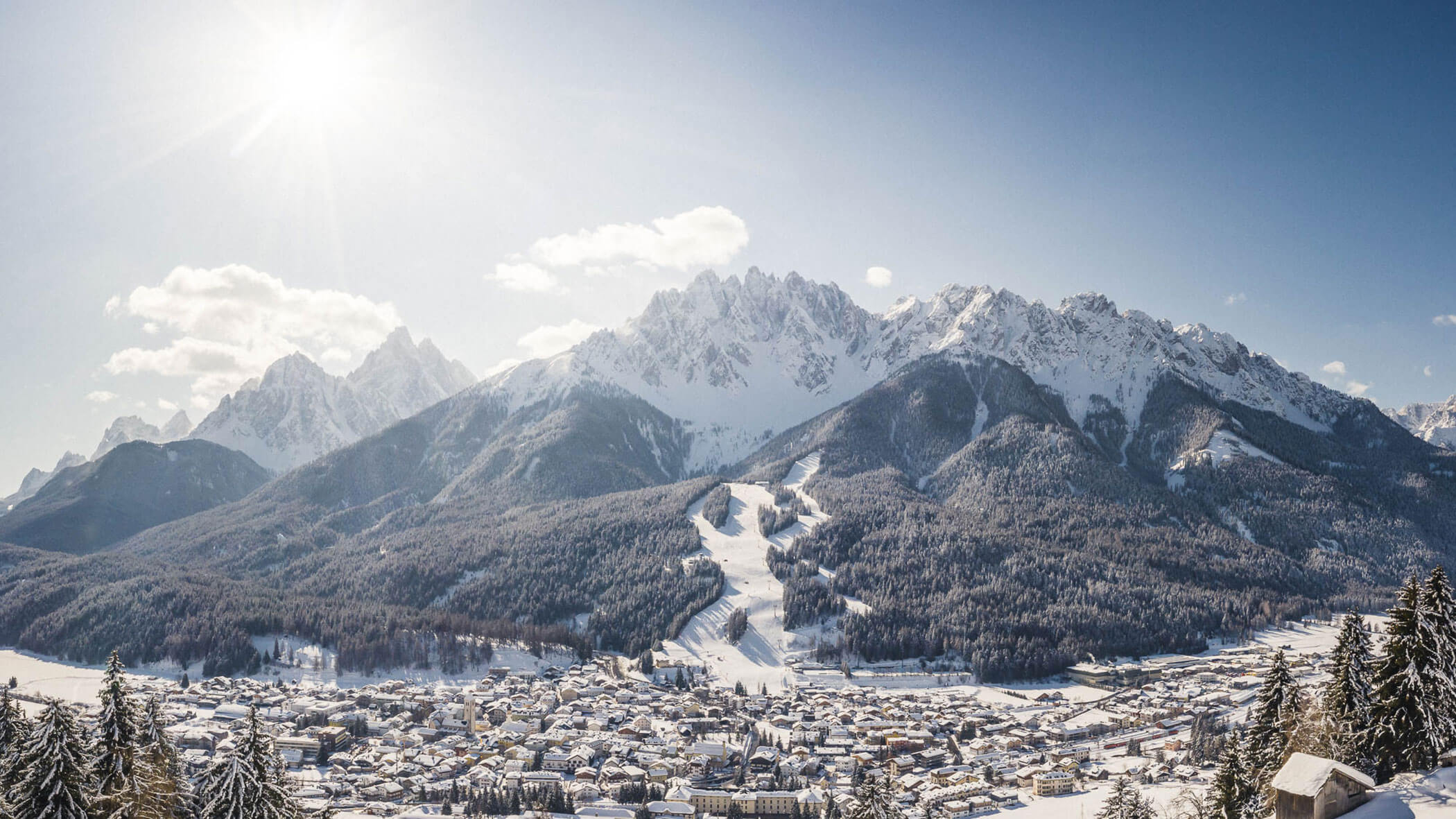 The village of San Candido from above in winter - Zin Park Residence